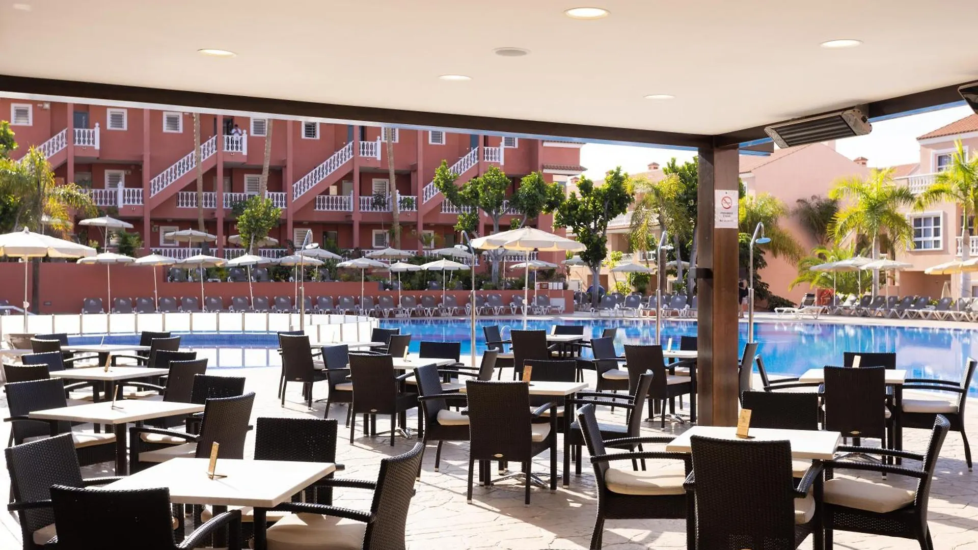 Hotel El Duque 아데제 4*,  스페인
