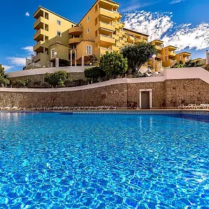playa-de-las-americas-apartment.adeje-hotels.com/